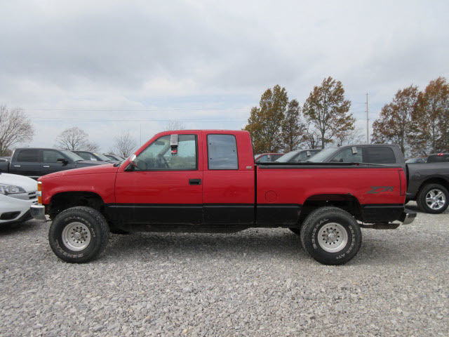 1994 Chevrolet C/K 1500 Series Silverado Red 2dr K1500 Silverado 4WD Extended Ca 1994 Chevrolet C/K Pickup 1500 Silverado