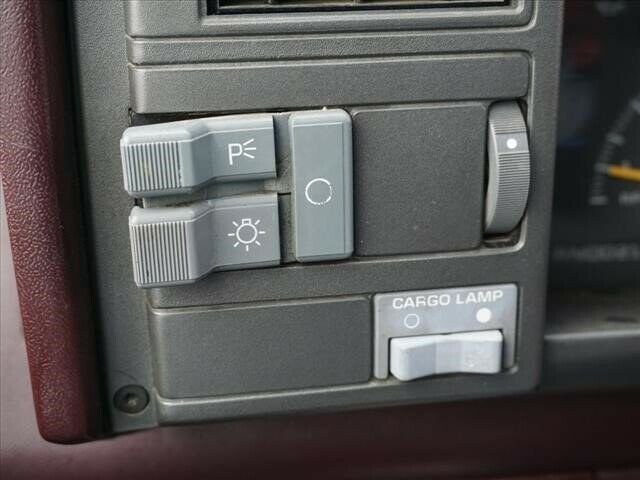 1994 Chevrolet C/K Pickup 2500 C2500 Cheyenne - photo 12
