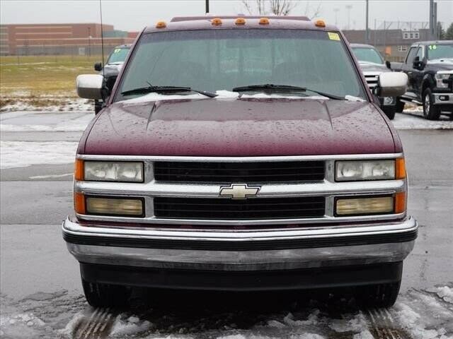 1994 Chevrolet C/K Pickup 2500 C2500 Cheyenne - photo 2
