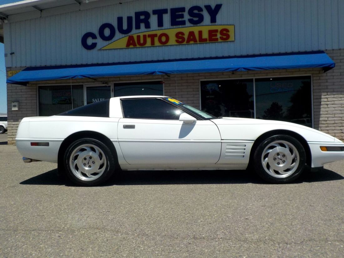 1994 Chevrolet Corvette 2dr Coupe Hatchback - photo 11