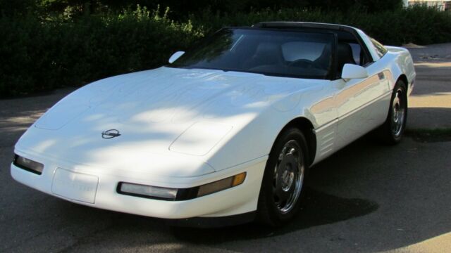 1994 Chevrolet Corvette deluxe - photo 2