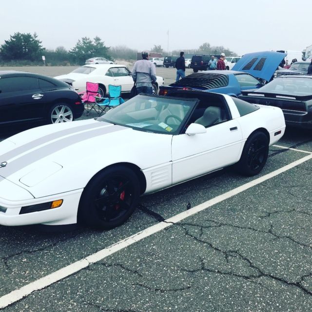 1994 Chevrolet Corvette 61k miles 1994 Chevrolet Corvette Base