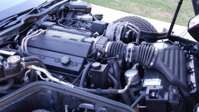 1994 Chevrolet Corvette Base 2dr Hatchback - photo 7