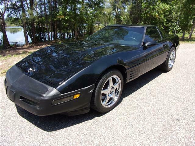 1994 Chevrolet Corvette Base 2dr Hatchback - photo 2