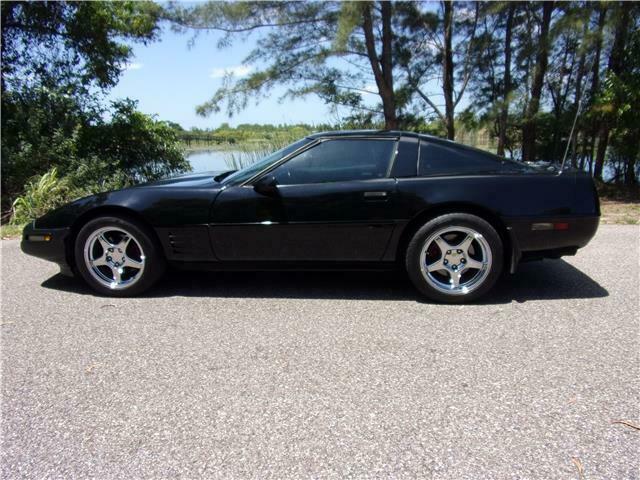 1994 Chevrolet Corvette Base 2dr Hatchback - photo 4