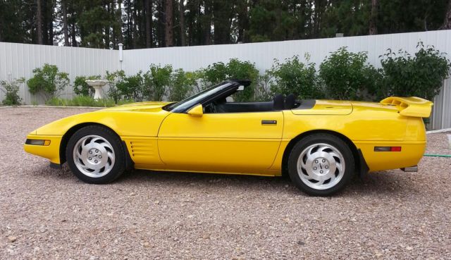 1994 Chevrolet Corvette Base Convertible 2-Door - photo 3