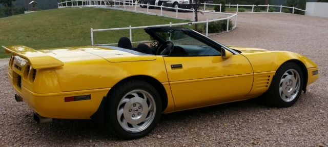 1994 Chevrolet Corvette Base Convertible 2-Door - photo 4