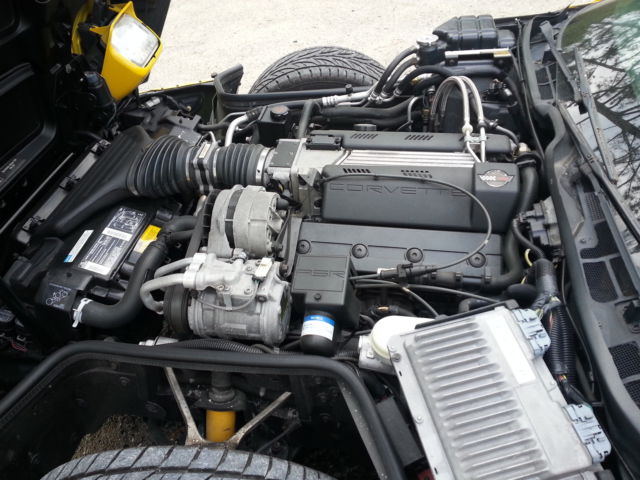 1994 Chevrolet Corvette Base Convertible 2-Door - photo 8