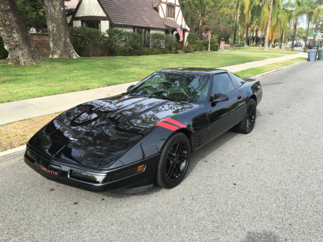 1994 Chevrolet Corvette C4 LT1 6-Speed Only 91K Miles!!! 1994 Chevrolet Corvette Base Hatchback 2-Door