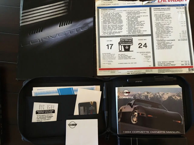 1994 Chevrolet Corvette Convertible - photo 12