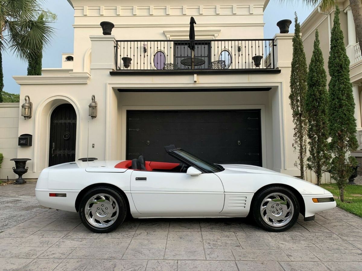 1994 Chevrolet Corvette Convertible, 73k miles, well maintained! Lots of New!! 1994 Chevrolet Corvette