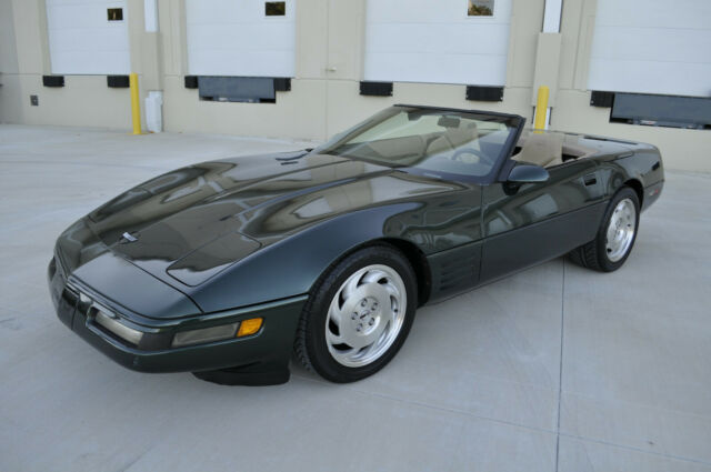 1994 CHEVROLET CORVETTE CONVERTIBLE**ONLY 61K MILES** 1994 Chevrolet Corvette Convertible