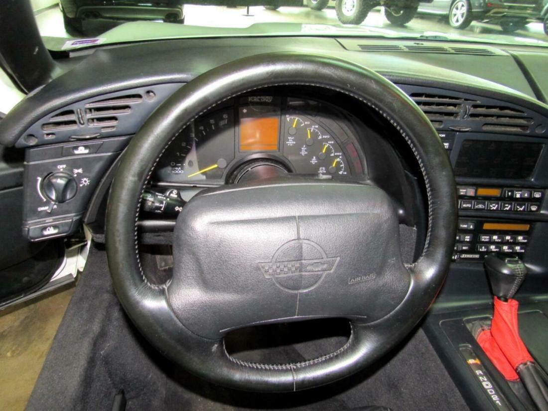 1994 Chevrolet Corvette Coupe - photo 9