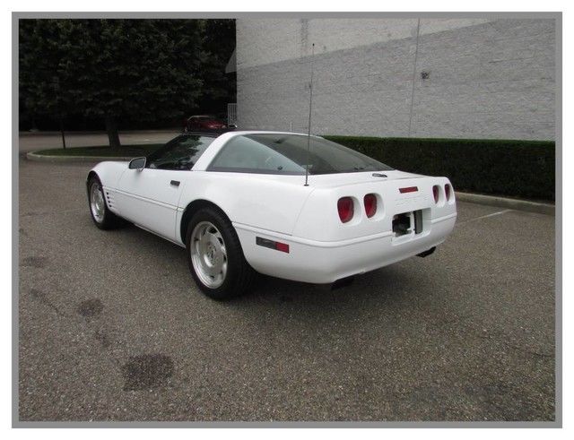 1994 Chevrolet Corvette Coupe Just 44k Miles - photo 11