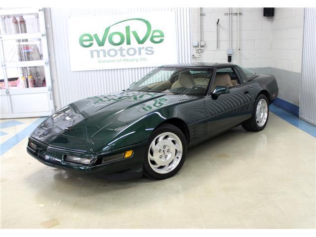 1994 Chevrolet Corvette Fully Loaded Z07 Coupe Low Miles Green CLEAN CARFAX 1994 Chevrolet Corvette Fully Loaded
