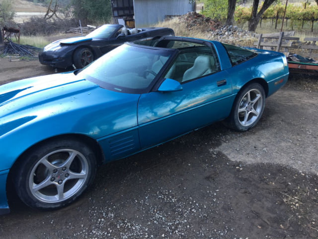 1994 Chevrolet Corvette 2dr Coupe Hatchback - photo 6