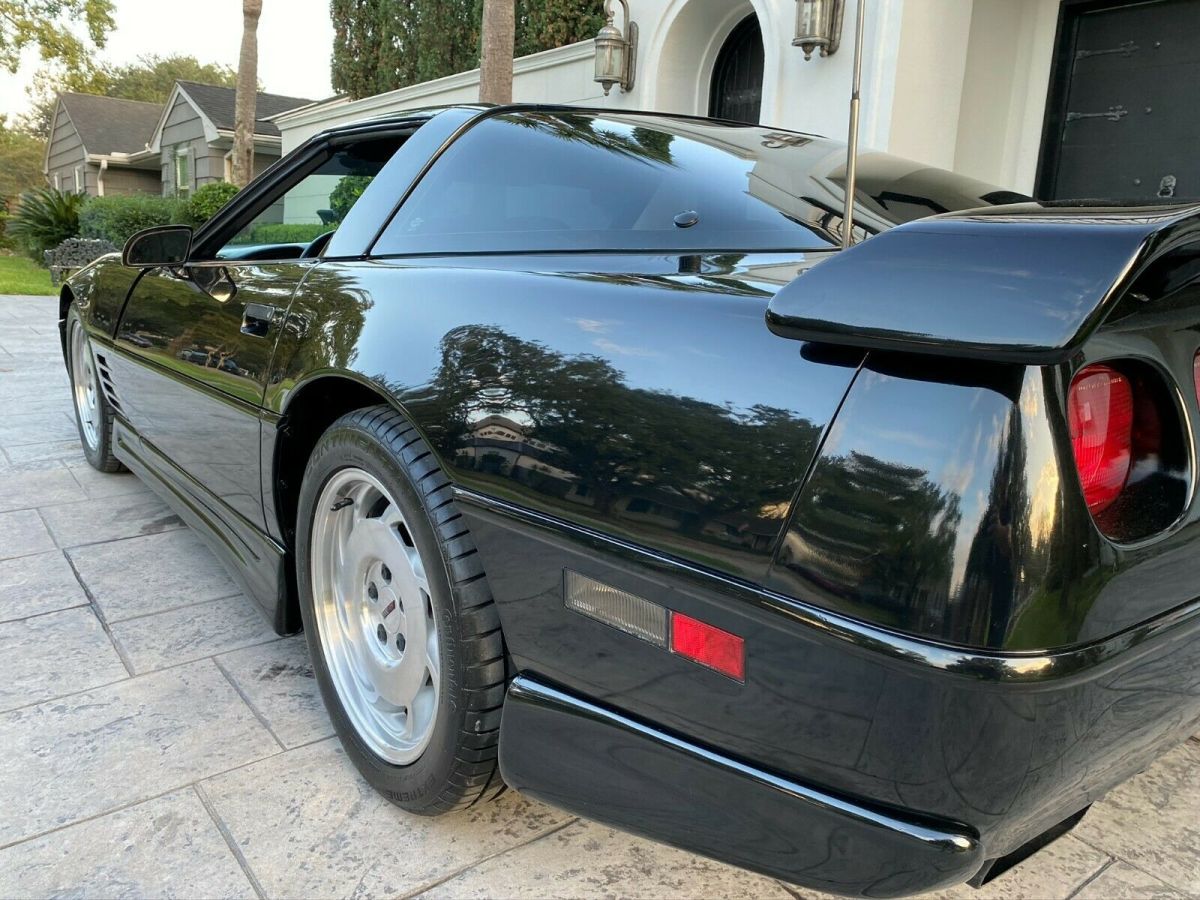 1994 Chevrolet Corvette Targa Top Coupe - photo 9