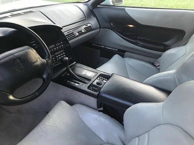 1994 Chevrolet Corvette ZO7 - photo 2