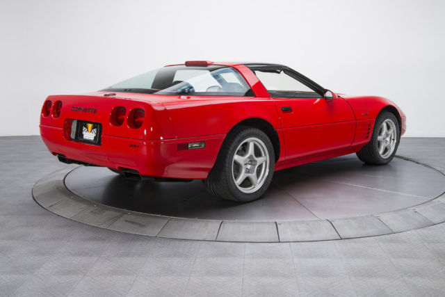 1994 Chevrolet Corvette ZR-1 - photo 3