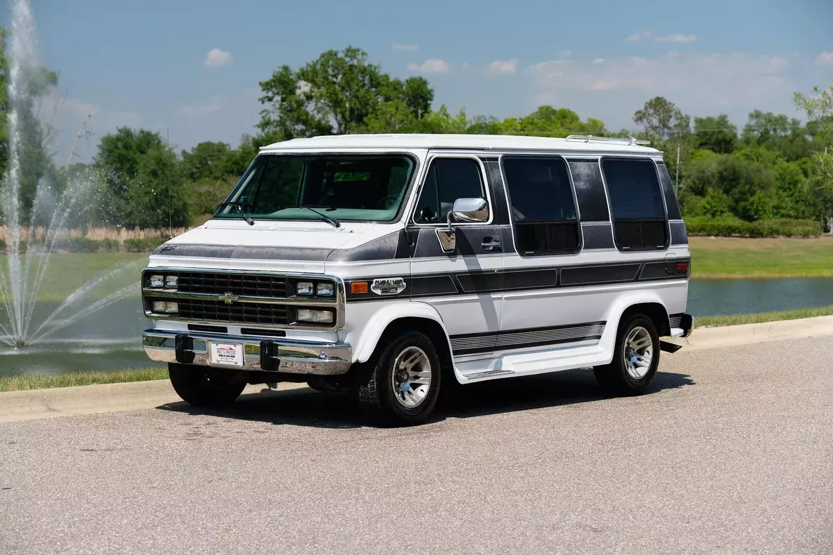 1994 Chevrolet G20 Van Tropic Traveler Conversion Van White 1994 Chevrolet G20 Van Tropic Traveler Conversion Van