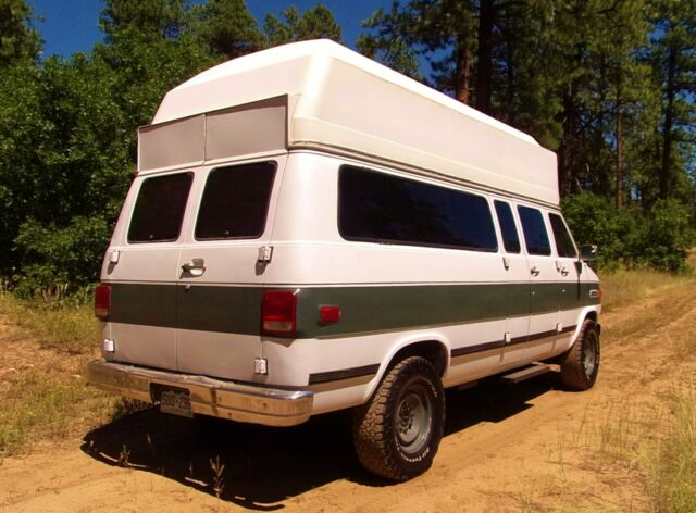 1994 Chevrolet G20 Van Sportvan - photo 4