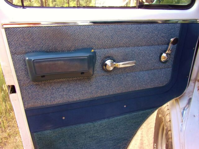 1994 Chevrolet G20 Van Sportvan - photo 7