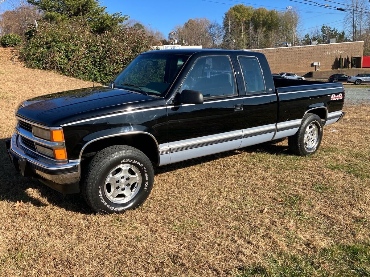 1994 Chevrolet C/K Pickup 1500 K1500 - photo 2