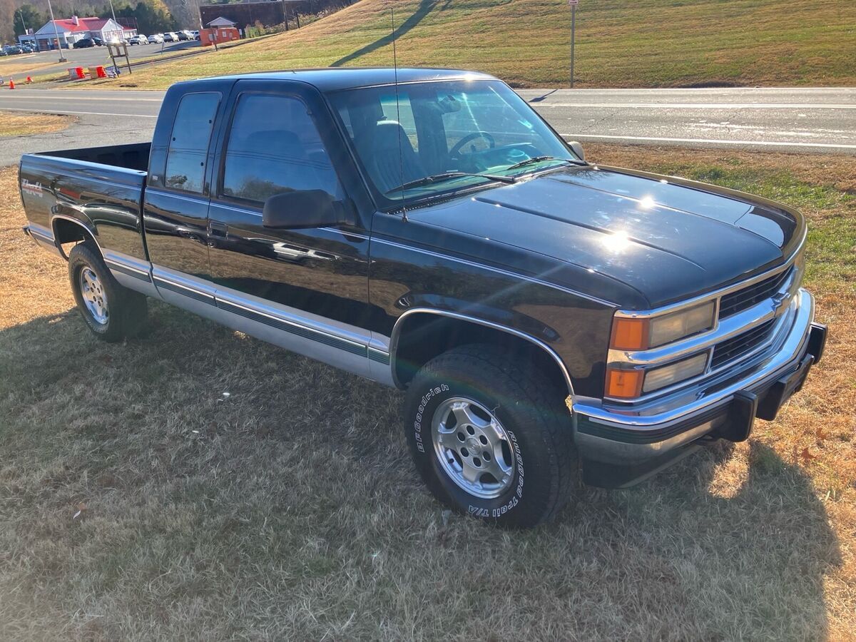1994 Chevrolet C/K Pickup 1500 K1500 - photo 9