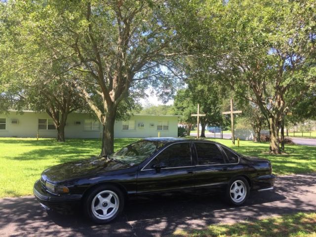 1994 Chevrolet Impala ss - photo 2