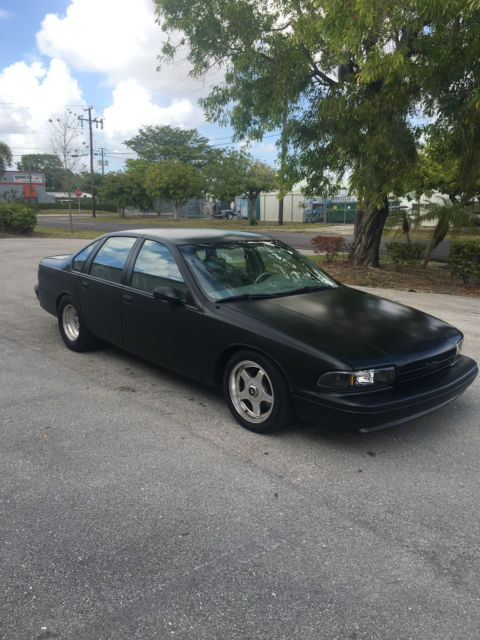1994 Chevrolet Impala SS - photo 2