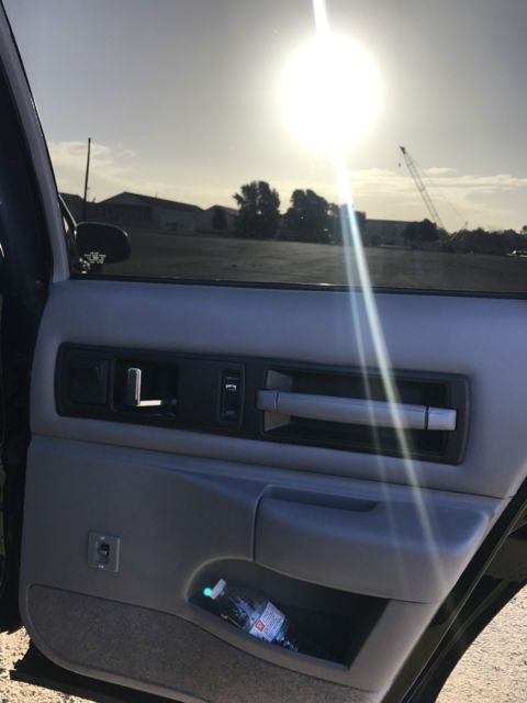 1994 Chevrolet Impala SS Sedan 4-Door - photo 12