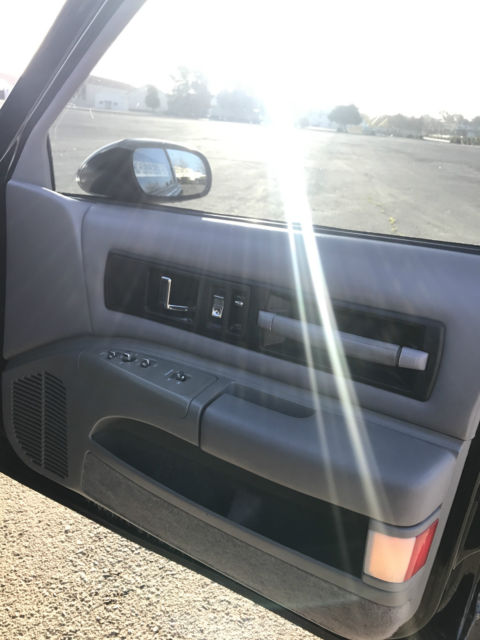1994 Chevrolet Impala SS Sedan 4-Door - photo 13