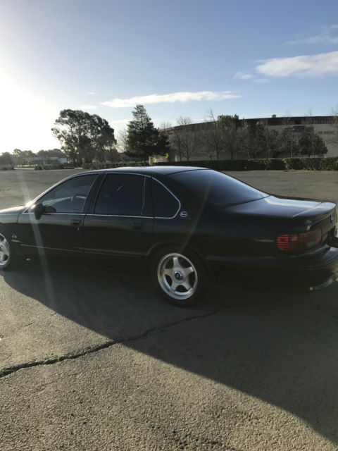 1994 Chevrolet Impala SS Sedan 4-Door - photo 4
