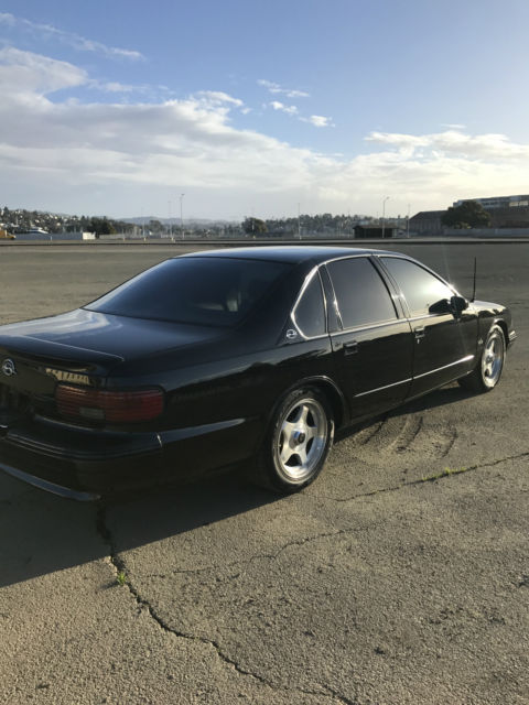 1994 Chevrolet Impala SS Sedan 4-Door - photo 5