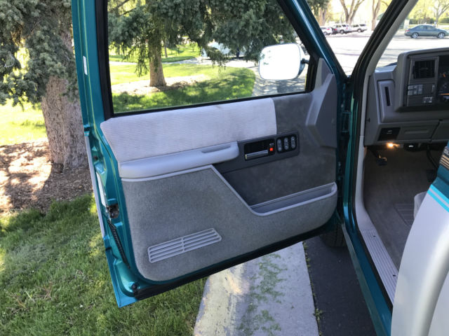 1994 Chevrolet C/K Pickup 1500 K1500 - photo 13