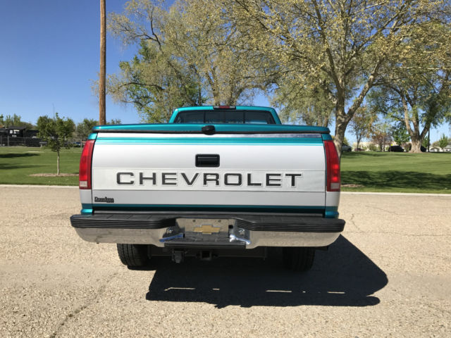 1994 Chevrolet C/K Pickup 1500 K1500 - photo 8