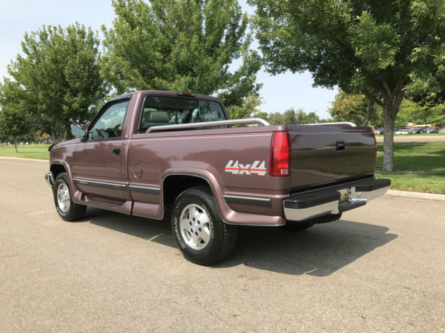 1994 Chevrolet C/K Pickup 1500 Short Bed - photo 4