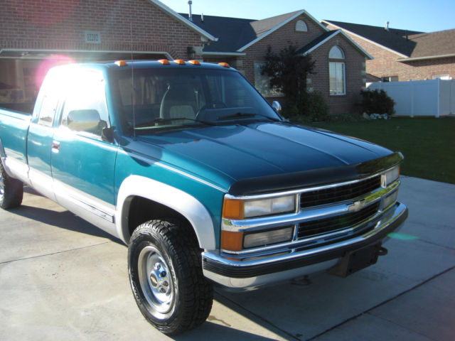 1994 Chevrolet K2500 Silverado Extended Cab Pickup 2-Door 7.4L 1994 Chevrolet C/K Pickup 2500 Heavy Duty 2500 3/4 Ton