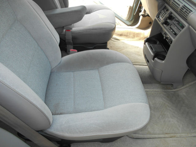 1994 Chevrolet Lumina APV - photo 12