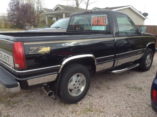 1994 Chevrolet C/K Pickup 1500 Shortbed 4X4 - photo 10