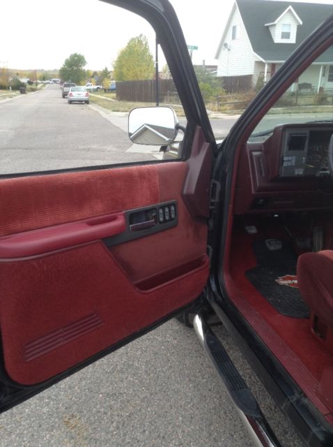 1994 Chevrolet C/K Pickup 1500 Shortbed 4X4 - photo 9