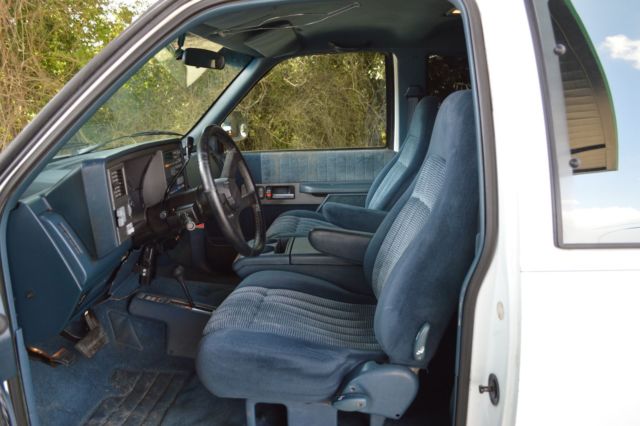 1994 Chevrolet C/K 2500 - photo 11