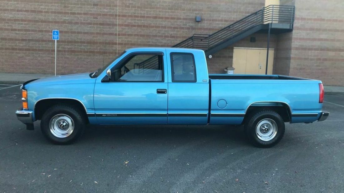 1994 Chevrolet C/K Pickup 1500 Silverado Extended Cab - photo 2