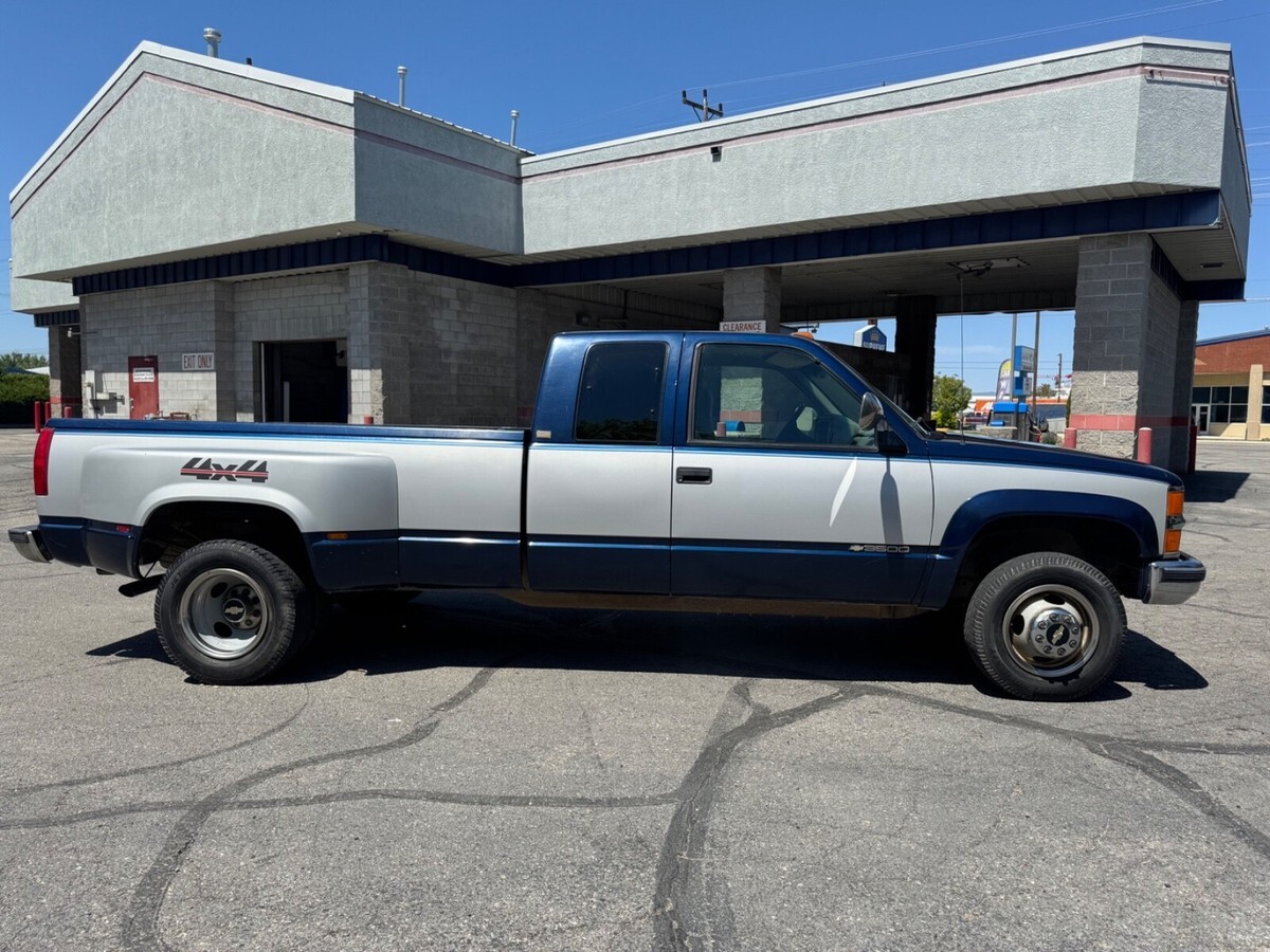1994 Chevrolet Silverado 3500 K3500 Dually - photo 3