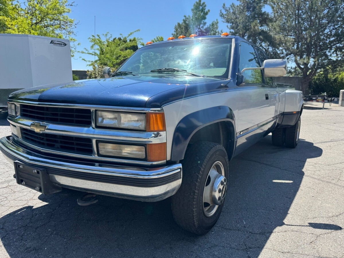1994 Chevrolet Silverado 3500 K3500 Dually - photo 9