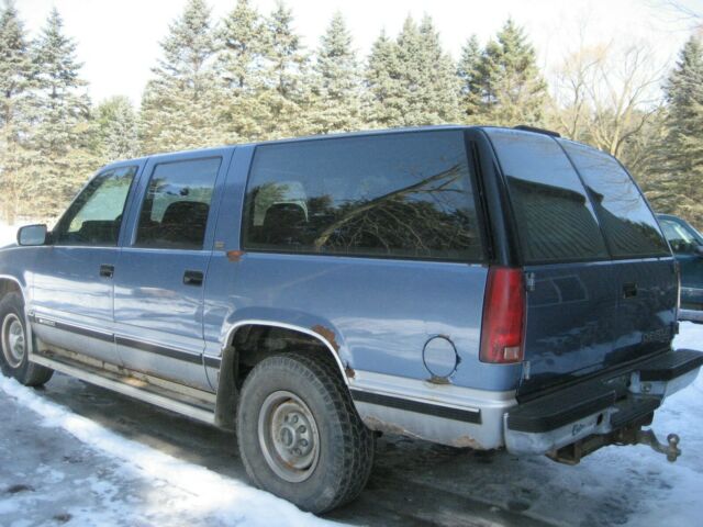 1994 Chevrolet Suburban - photo 2