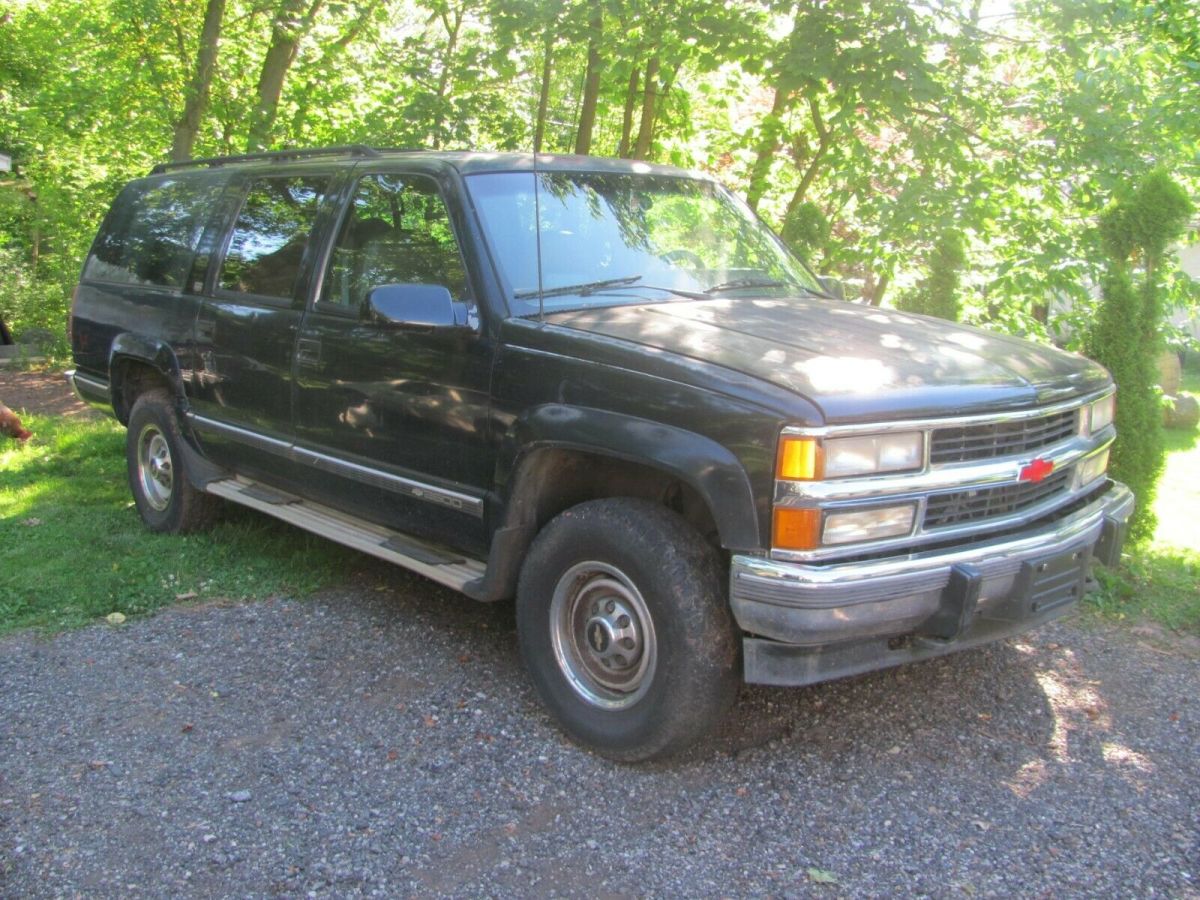 1994 Chevrolet Suburban - photo 3