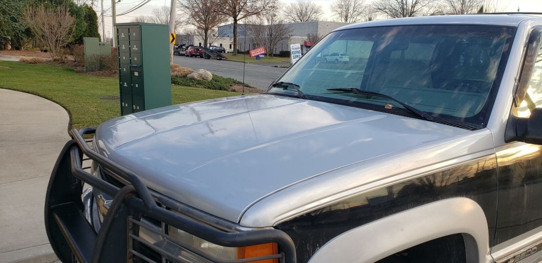 1994 Chevrolet Suburban - photo 11