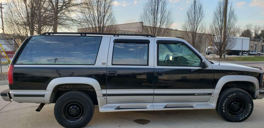 1994 Chevrolet Suburban - photo 7