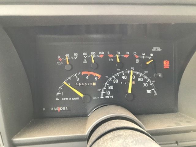 1994 Chevrolet Suburban C2500 - photo 8
